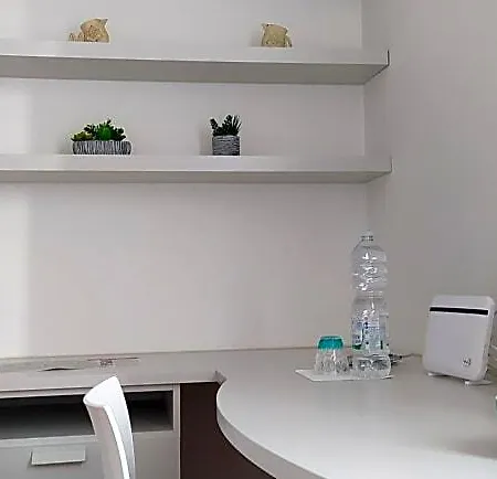 לינה וארוחת בוקר Markone Center